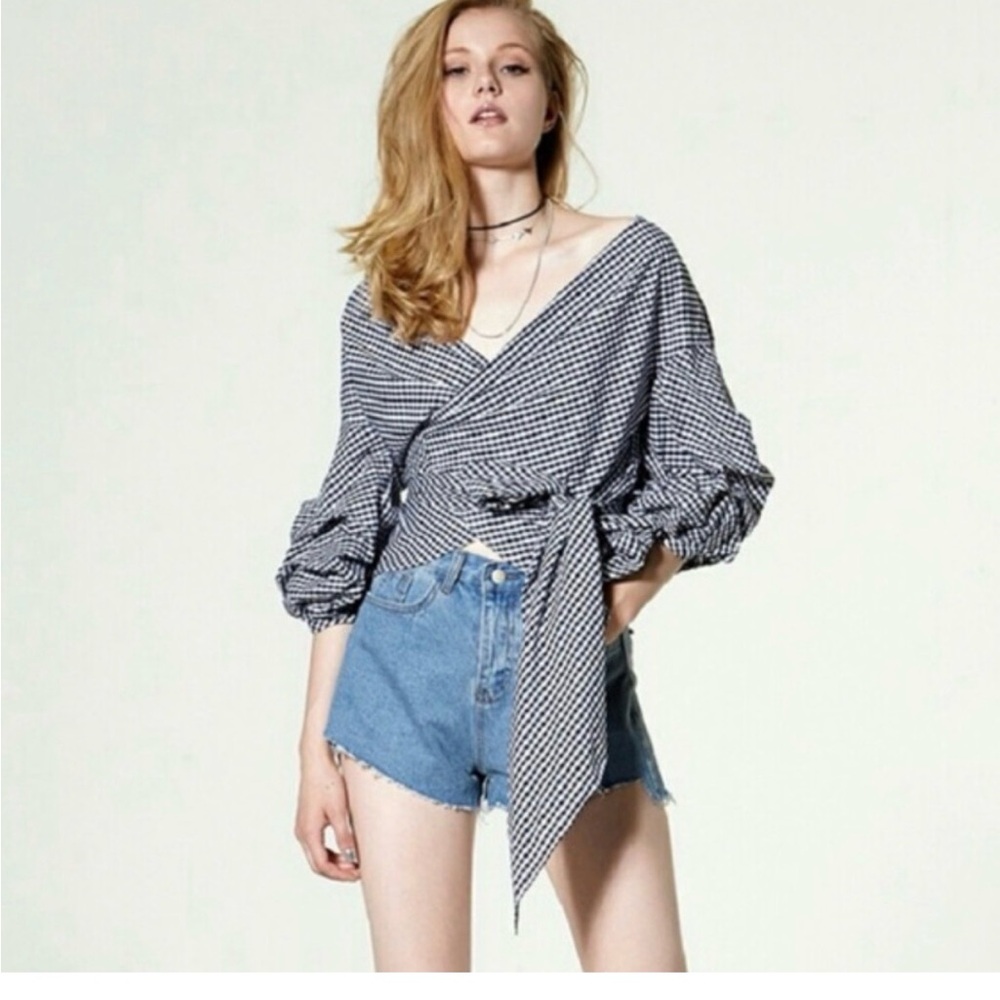 Gingham Wrap Top - Black and White